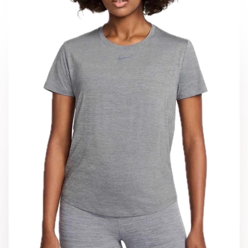 NWOT Nike‎ Dri fit T Shirt. Size XL.
